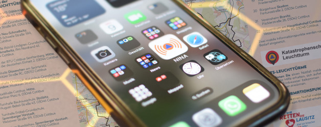Smartphone mit KatRetter-App